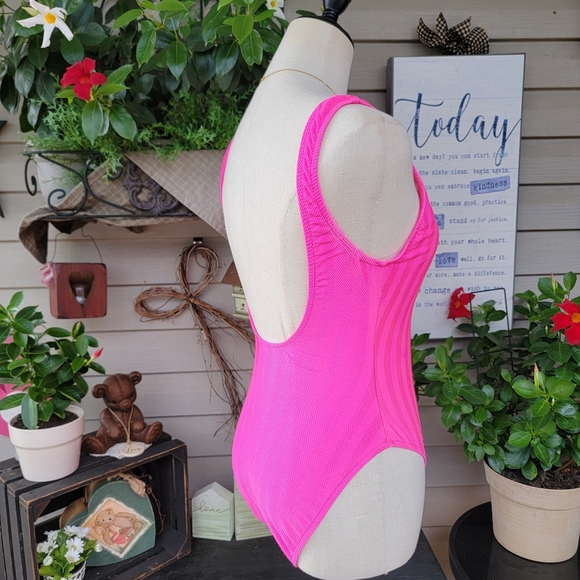 PACIFIC CONNECTIONS ♡ Gorgeous Vintage 1pc Pink Stripped Open Back Swimsuit 9/10 - Picture 6 of 17